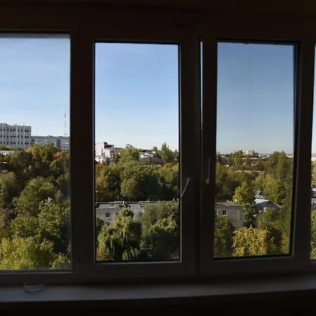 Уютная Двухкомнатная Квартира . Apartment Chisinau